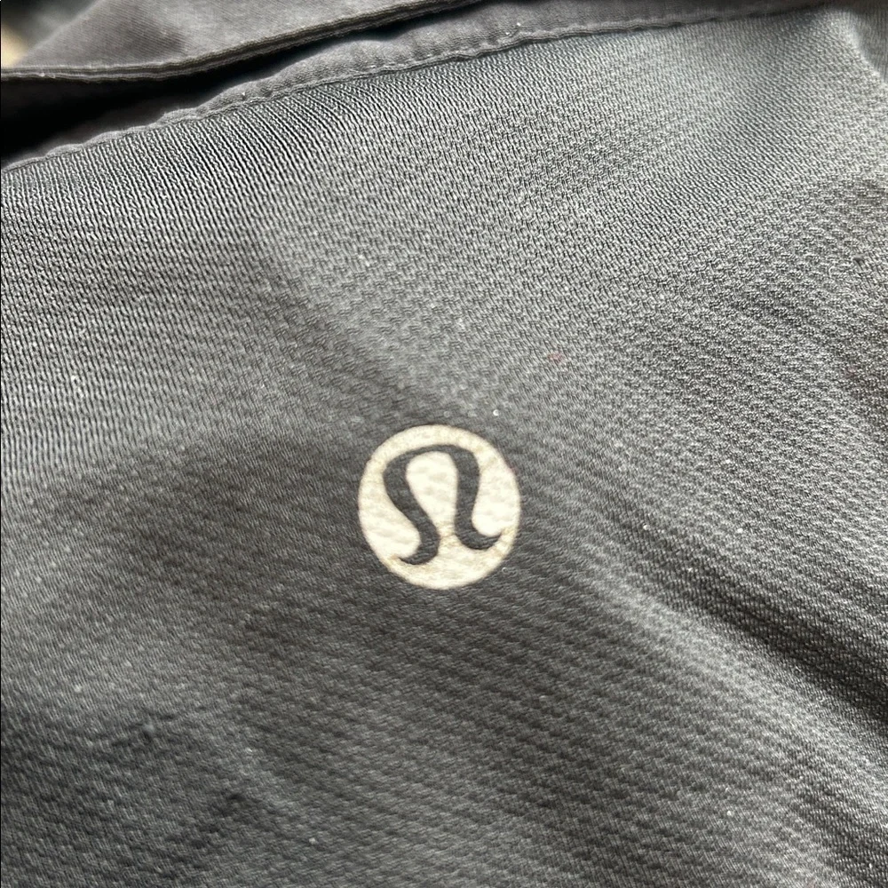 Lululemon Mens Performance Polo Shirt Gray Black Lightweight - Picture 2 of 9